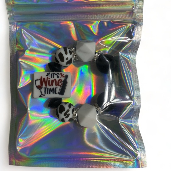 “It’s Wine 🍷 Time” Tumbler Handle Cup Charm - Picture 4 of 7